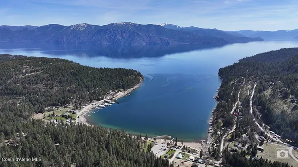 $979,000 | 101 Spring View Lane, Sagle, ID 83860