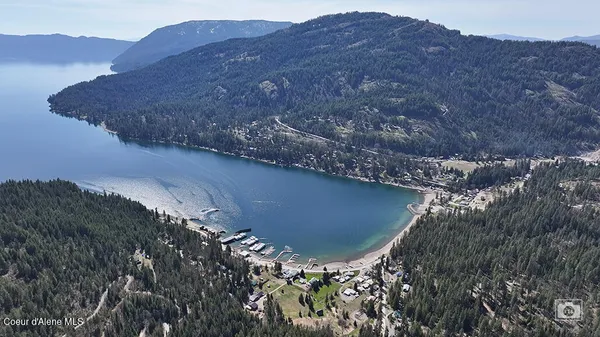 $979,000 | 101 Spring View Lane, Sagle, ID 83860