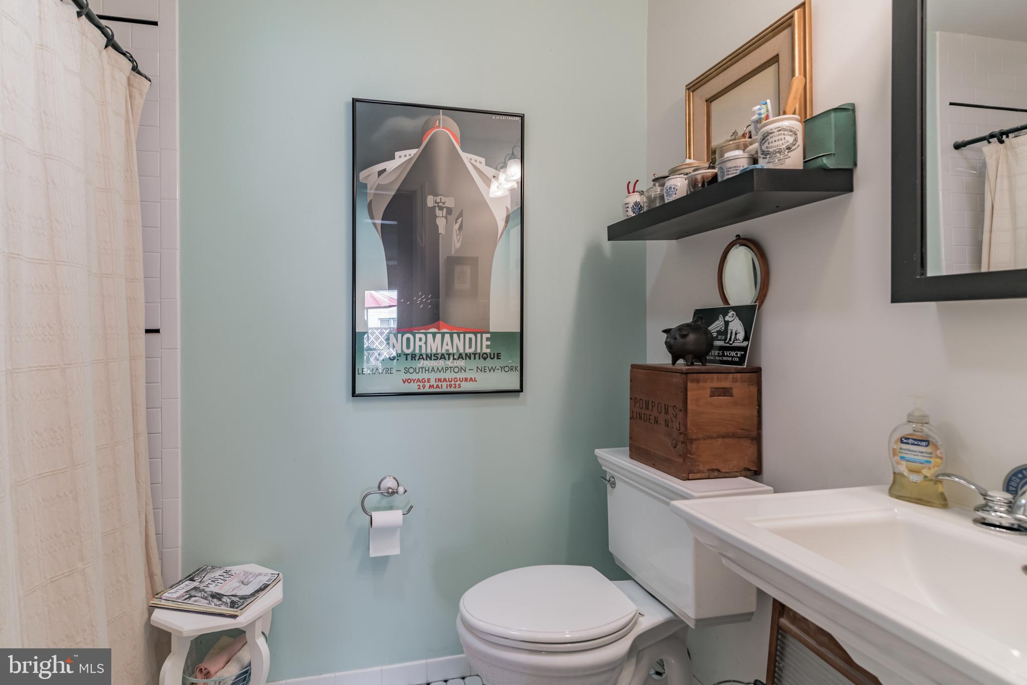5 South Rhoda Street Monroe Township, NJ 08831 - Photo 16 of 28 Gallery Image 16