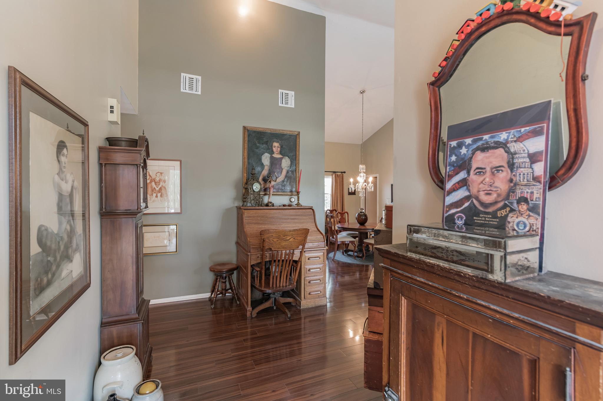 5 South Rhoda Street Monroe Township, NJ 08831 - Photo 3 of 28 Gallery Image 3