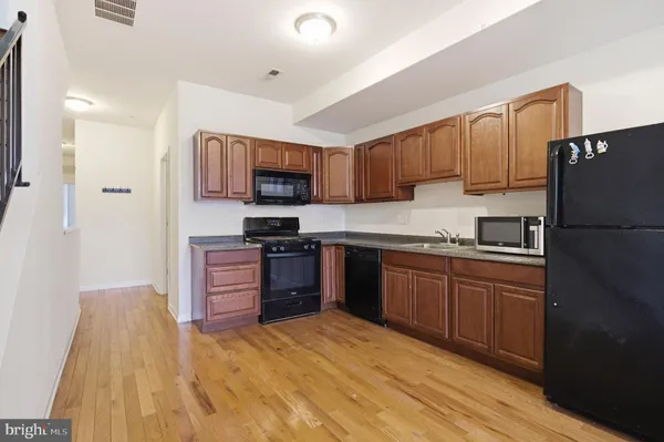 $2,800 | 1218 South 45th Street, Philadelphia, PA 19104