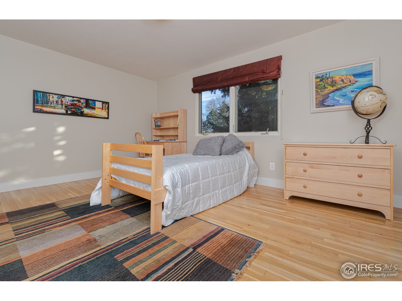 531 Hawthorn Avenue Boulder, CO 80304 - Photo 17 of 40 Bedroom 2 main floor with Jack & Jill bathroom