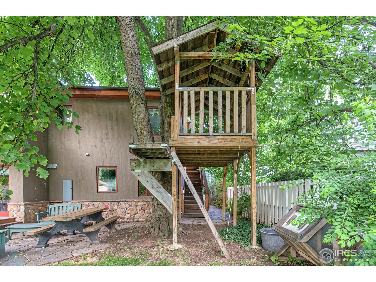 531 Hawthorn Avenue Boulder, CO 80304 - Photo 30 of 40 Treehouse!