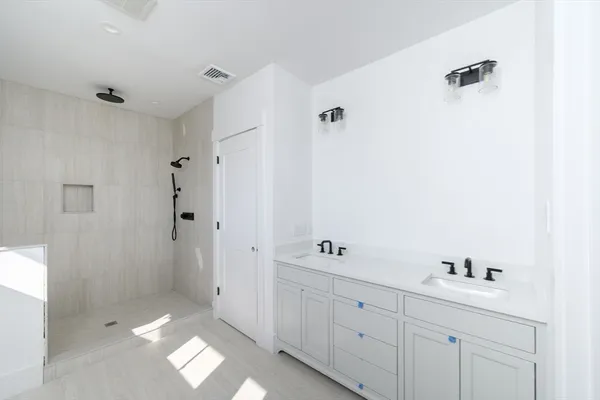 $2,899,000 | 15 Glover Avenue, Hull, MA 02045