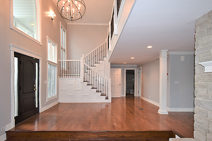 28W691 Douglas Road Naperville, IL 60564 - Photo 3 of 32