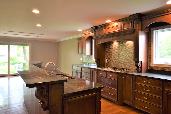 28W691 Douglas Road Naperville, IL 60564 - Photo 7 of 32