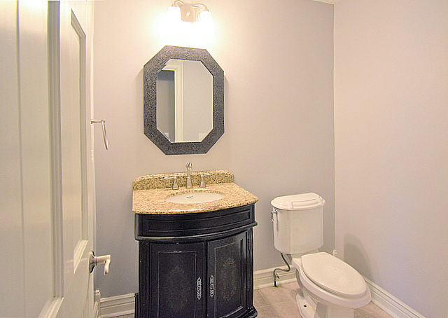 28W691 Douglas Road Naperville, IL 60564 - Photo 9 of 32