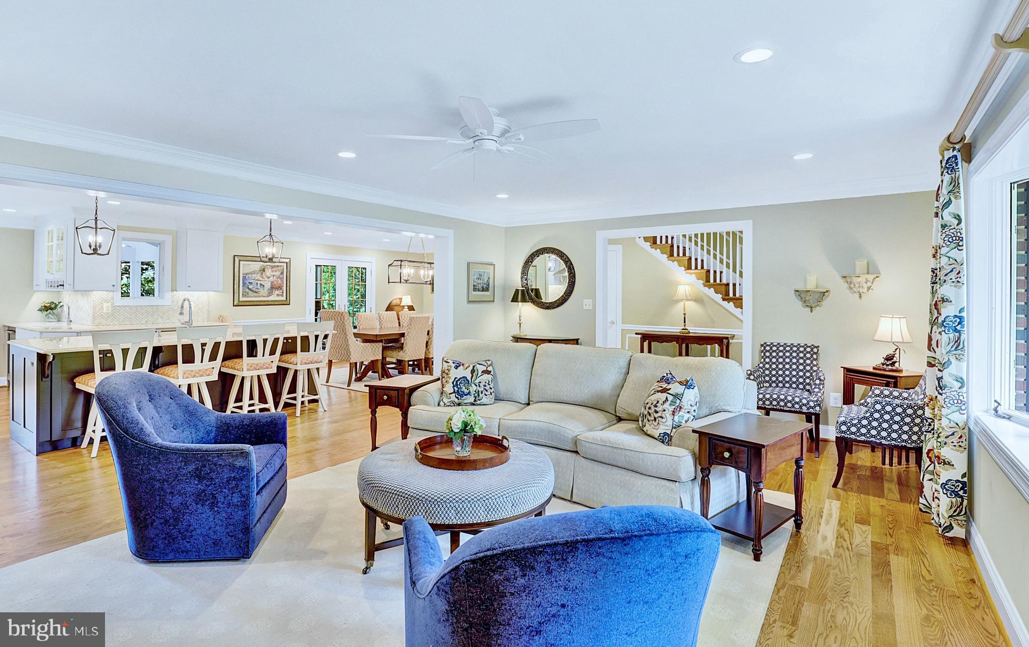 13713 Harcum Road Phoenix, MD 21131 - Photo 15 of 101 a living room with furniture and wooden floor