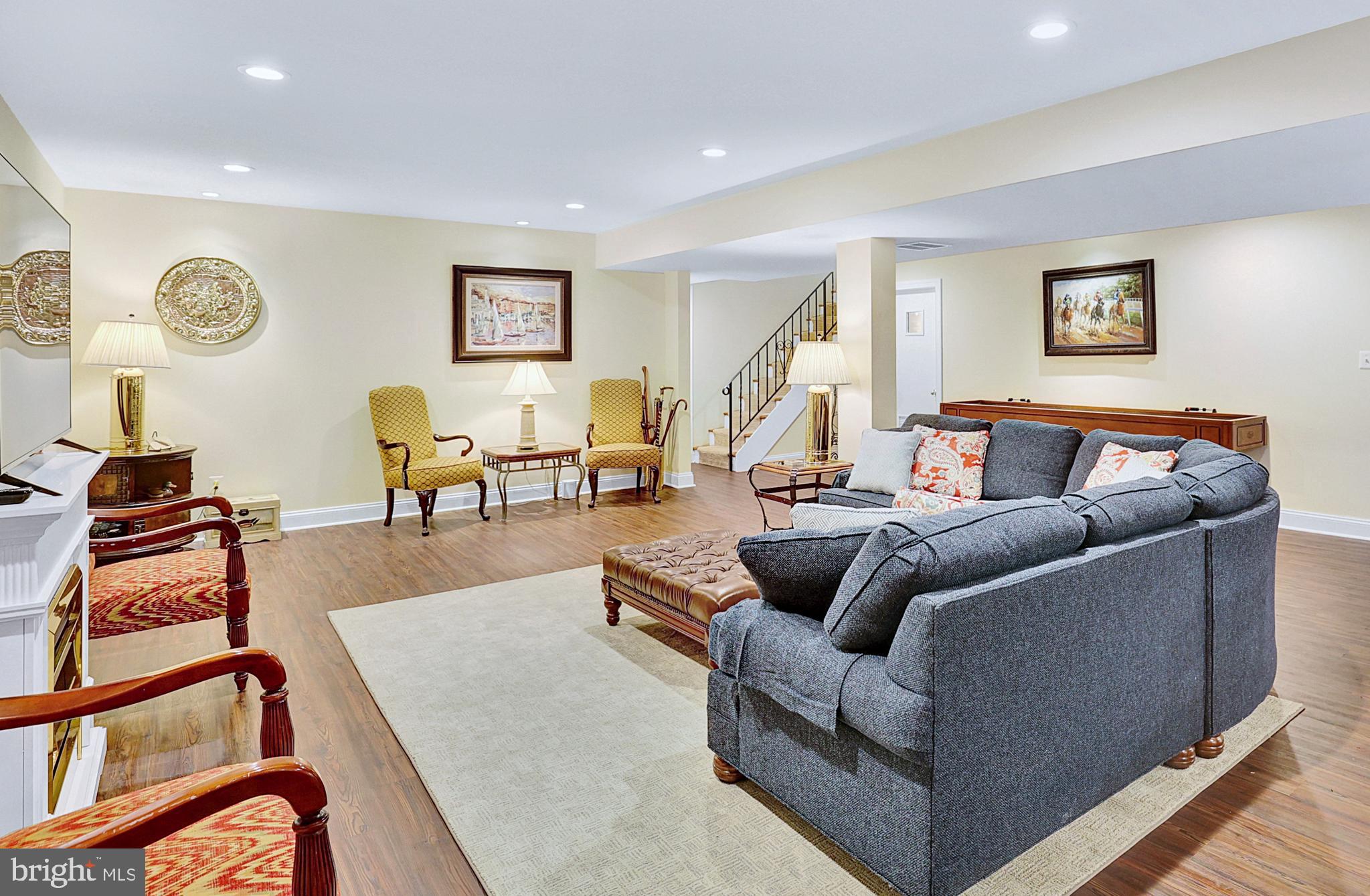 13713 Harcum Road Phoenix, MD 21131 - Photo 53 of 101 a living room with furniture and a window
