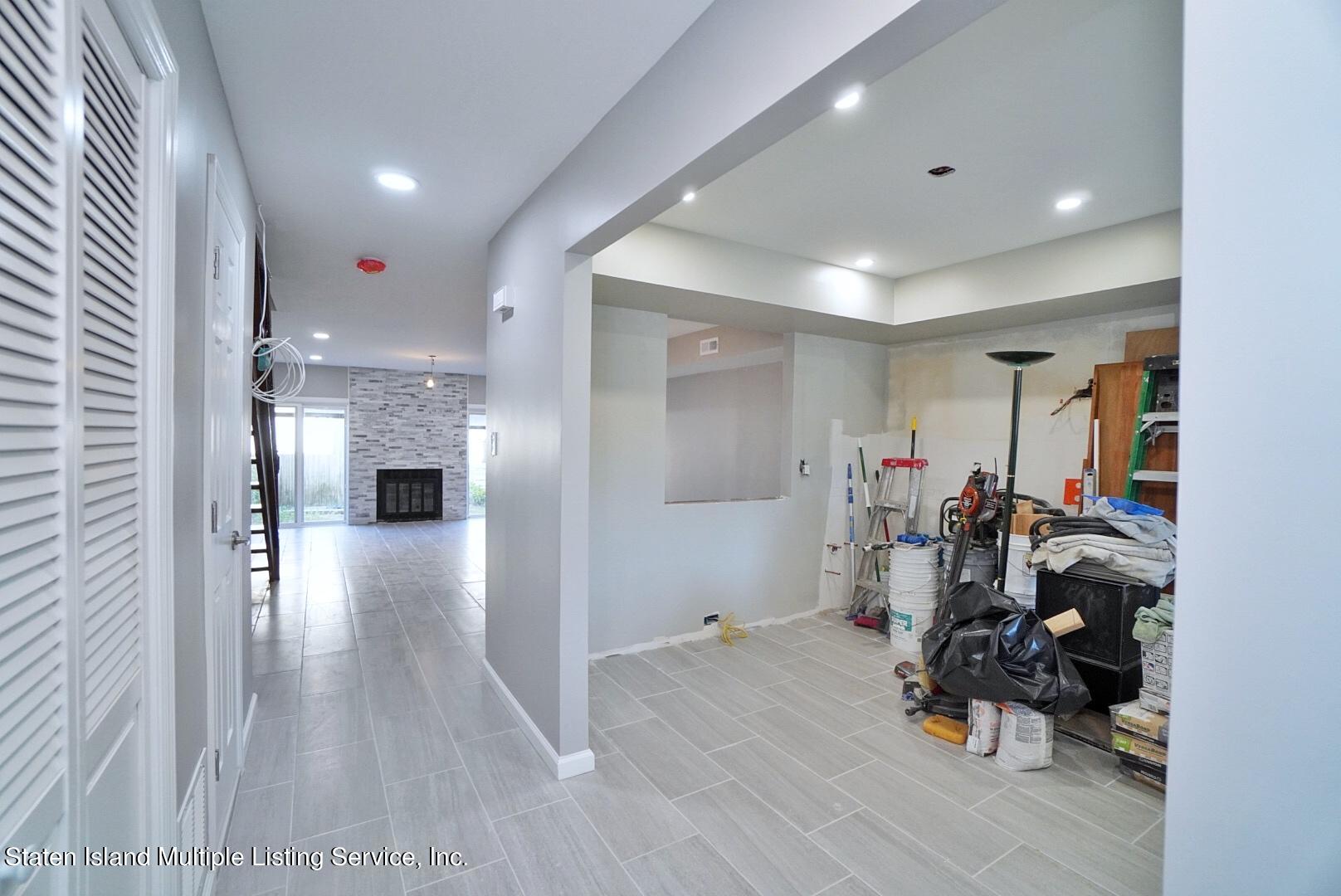 281 Signs Road, Unit B Staten Island, NY 10314 - Photo 4 of 45 pic4