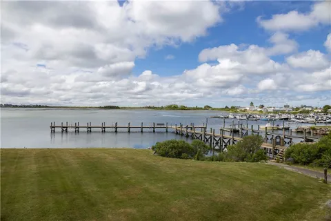 $2,250,000 | 30 Dory Court, South Kingstown, RI 02879