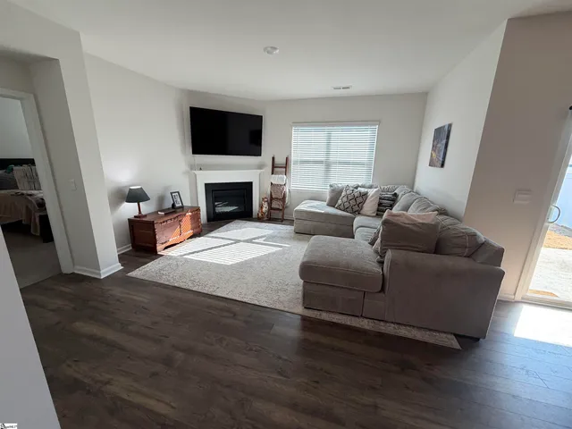 $289,900 | 918 Pineland Drive, Woodruff, SC 29388