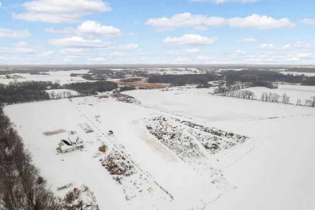 $349,000 | 23000 Larsen Road, Hamel, MN 55340