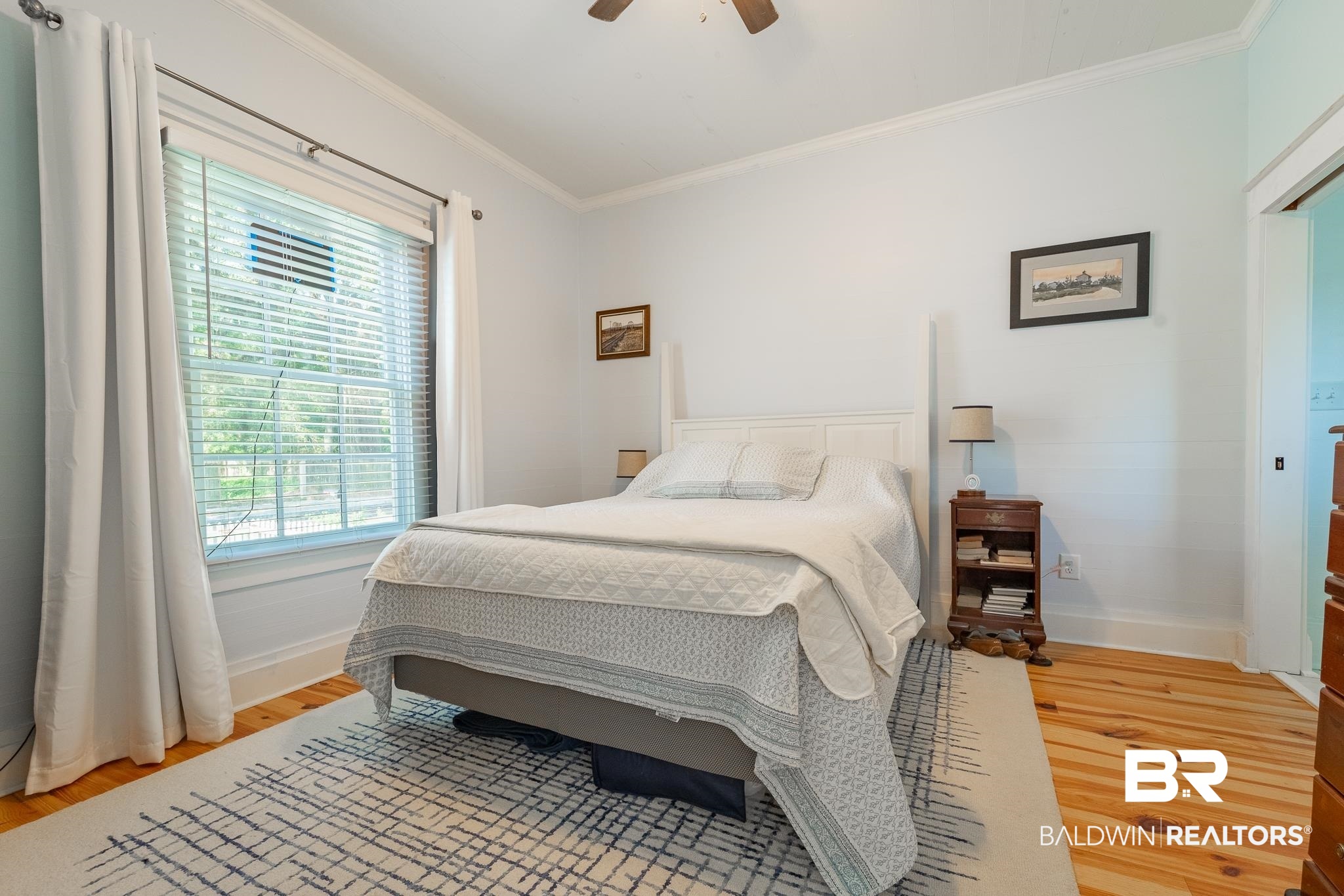 950 Texas Street Mobile, AL 36604 - Photo 9 of 17 Bedroom with ceiling fan, light hardwood / wood-style floors, and ornamental molding