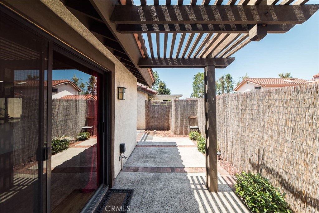 25 Filare Irvine, CA 92620 - Photo 36 of 42