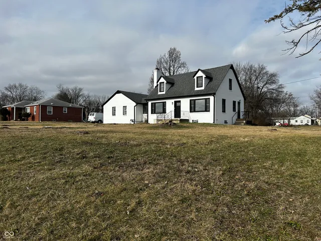 $460,000 | 3192 East Main Street, Plainfield, IN 46168