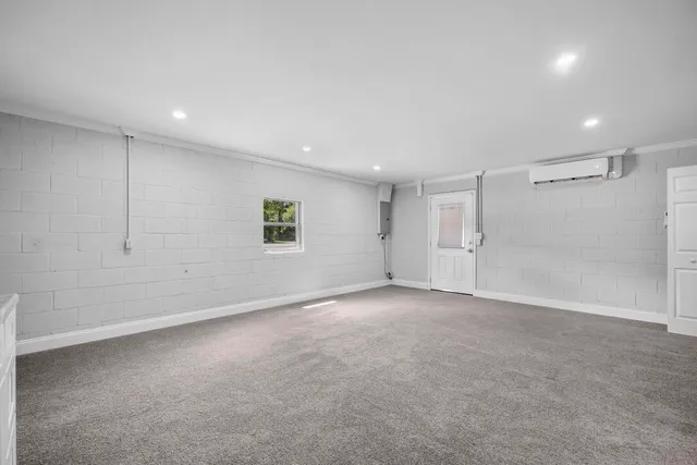 $340,000 | 2164 North N Highway, Bonneau, SC 29431