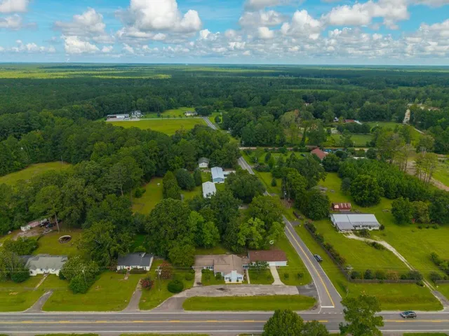 $340,000 | 2164 North N Highway, Bonneau, SC 29431