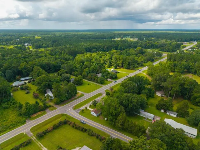 $340,000 | 2164 North N Highway, Bonneau, SC 29431