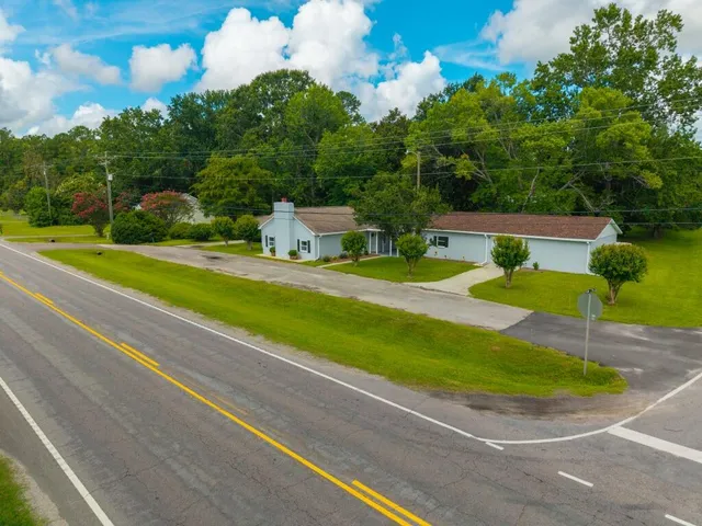 $340,000 | 2164 North N Highway, Bonneau, SC 29431