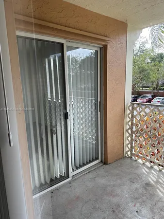 $2,000 | Palm Beach Farms, Coconut Creek, FL 33073