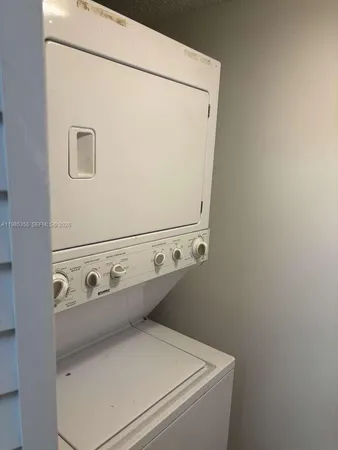 $2,000 | Palm Beach Farms, Coconut Creek, FL 33073