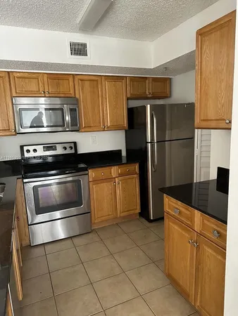 $2,000 | Palm Beach Farms, Coconut Creek, FL 33073