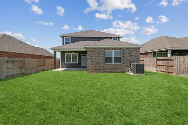 $358,900 | 1131 Campside Drive, Beasley, TX 77417