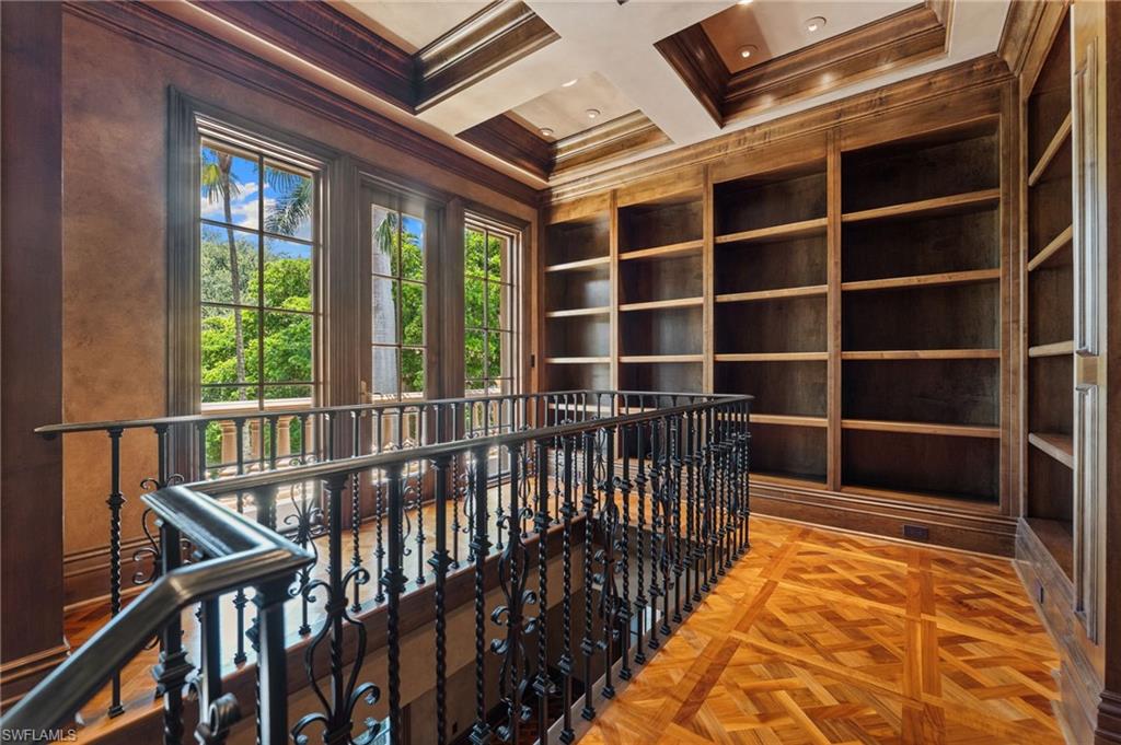 7310 Tilden Lane Naples, FL 34108 - Photo 25 of 48