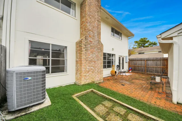 $2,500 | 3021 Teague Road, Houston, TX 77080