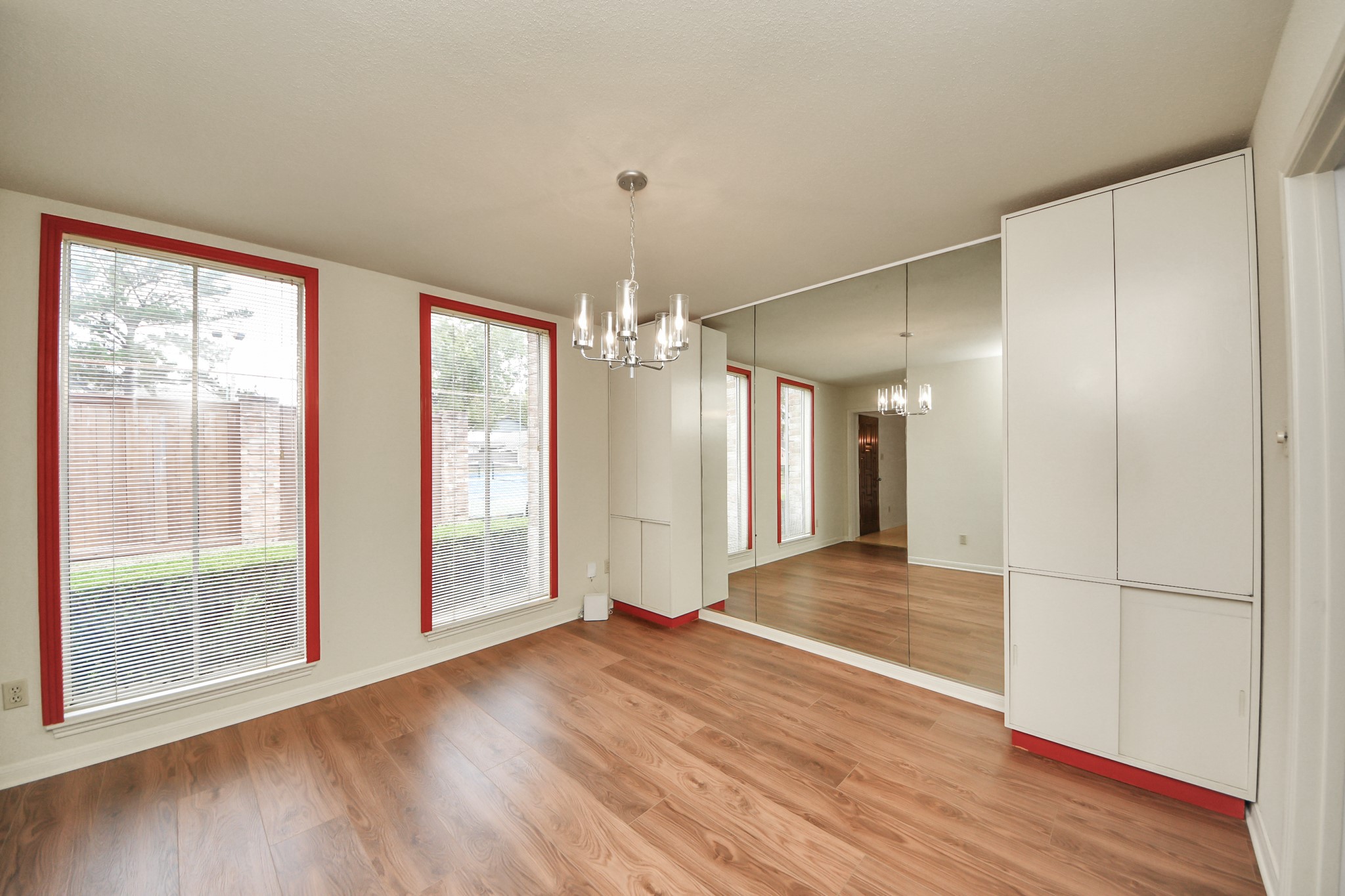 3021 Teague Road Houston, TX 77080 - Photo 10 of 26