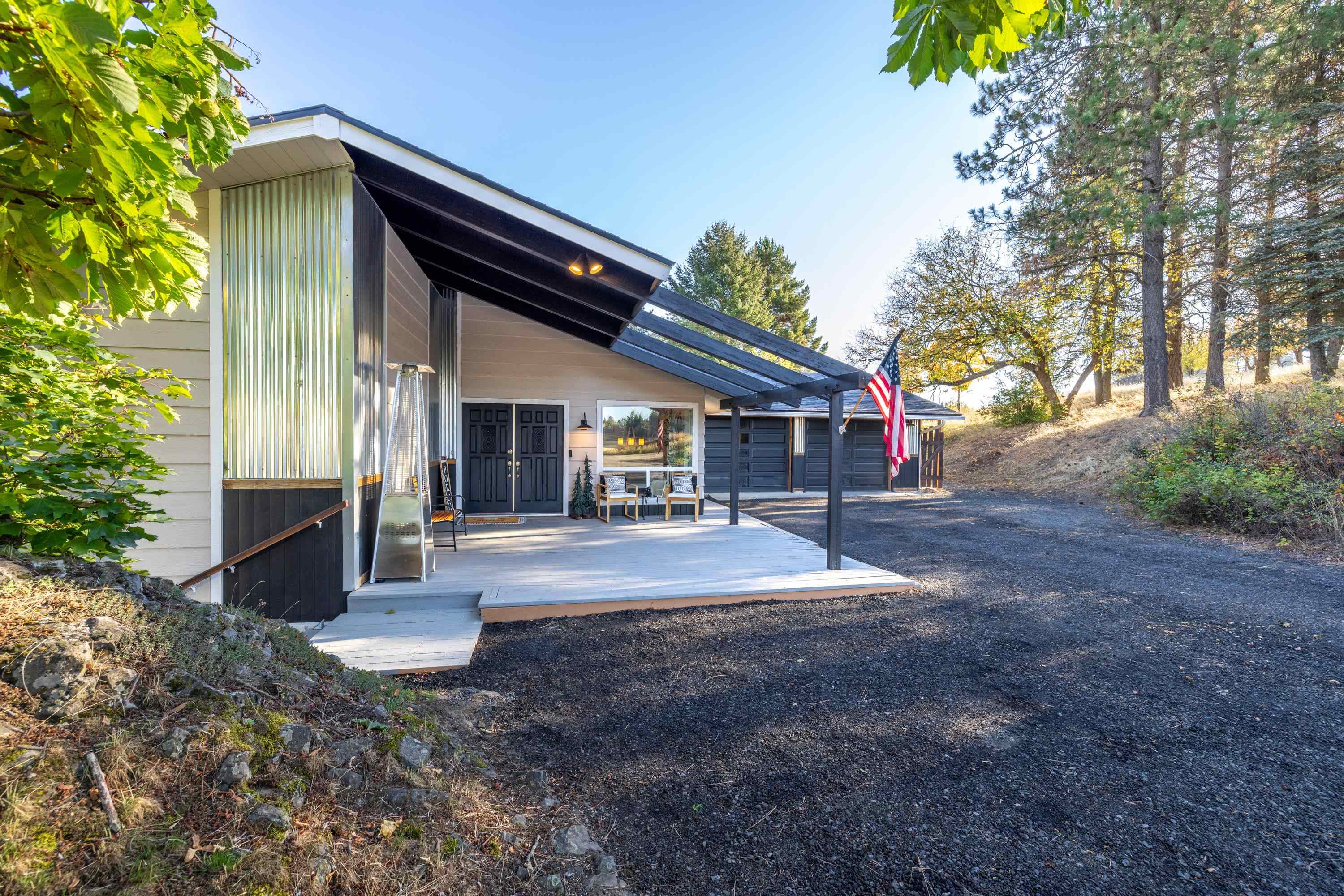 8001 East Woolard Road Colbert, WA 99005 - Photo 4 of 48 Gallery Image 4