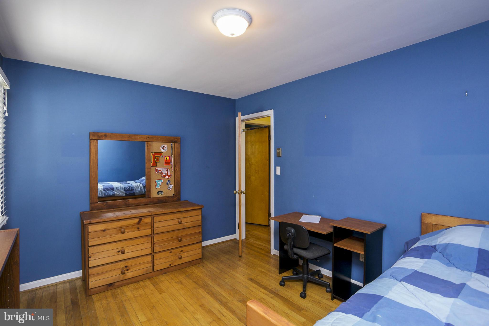 1712 Parkvue Road Fallston, MD 21047 - Photo 18 of 29 a room with a dresser