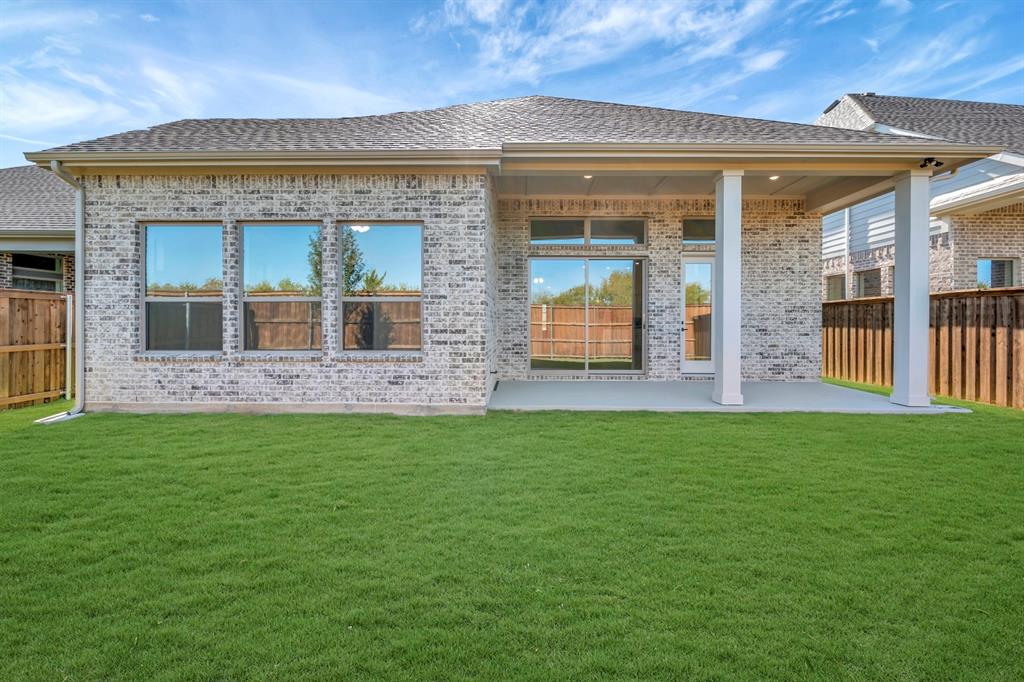 2901 Long Trail Mansfield, TX 76063 - Photo 2 of 28 a view of a house with a garden