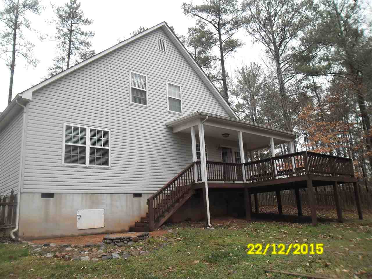 35 Begum Road Palmyra, VA 22963 - Photo 19 of 28 a view of a house with a window and wooden fence