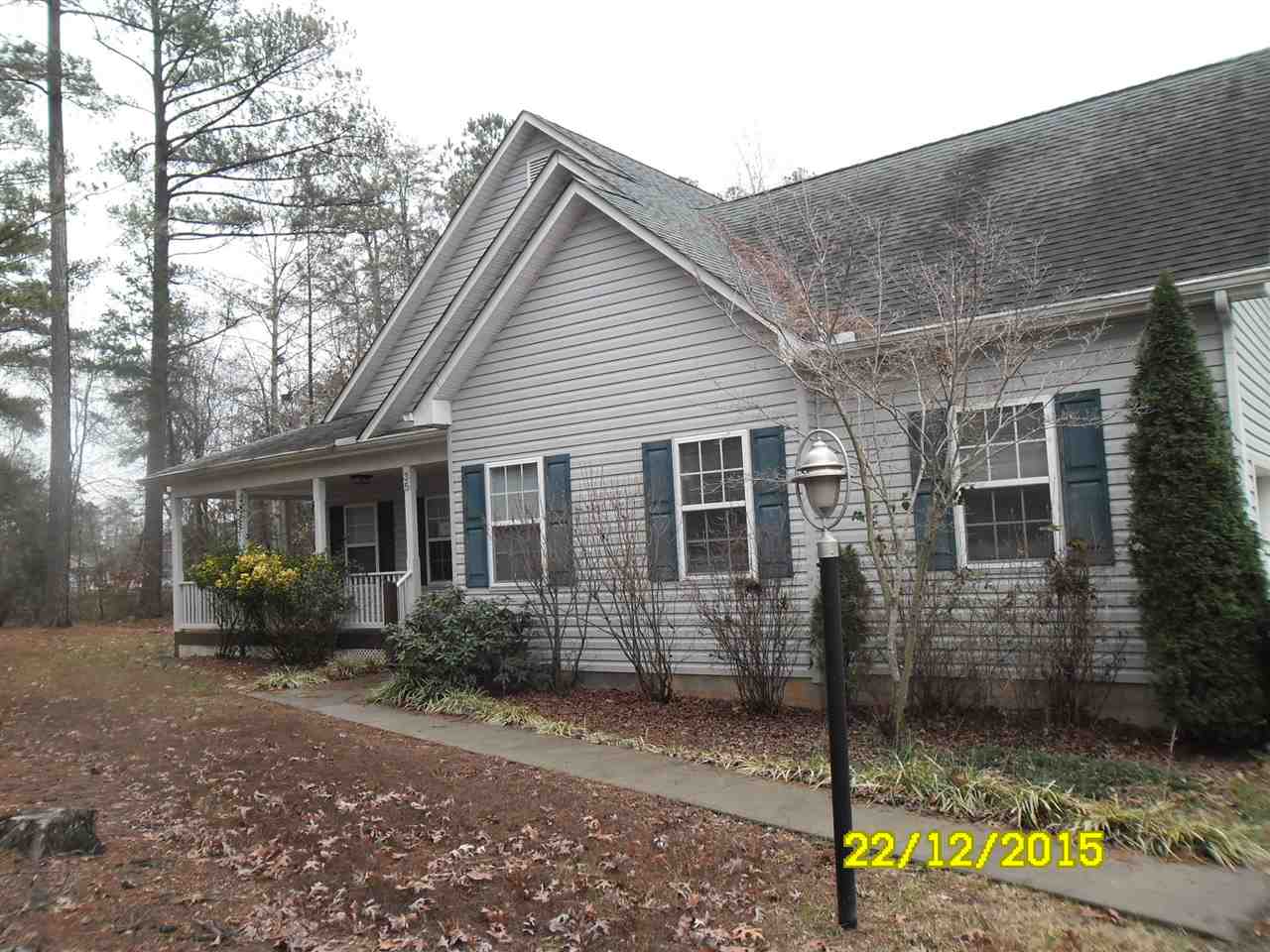 35 Begum Road Palmyra, VA 22963 - Photo 26 of 28 a front view of a house with garden