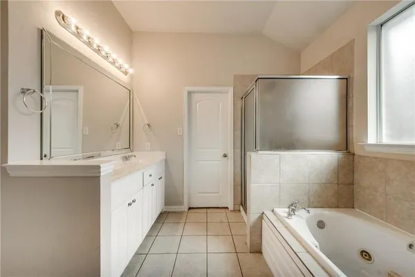 $2,550 | 1008 Rodin Lane, Carrollton, TX 75006
