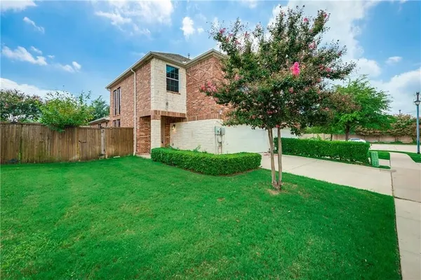 $2,550 | 1008 Rodin Lane, Carrollton, TX 75006