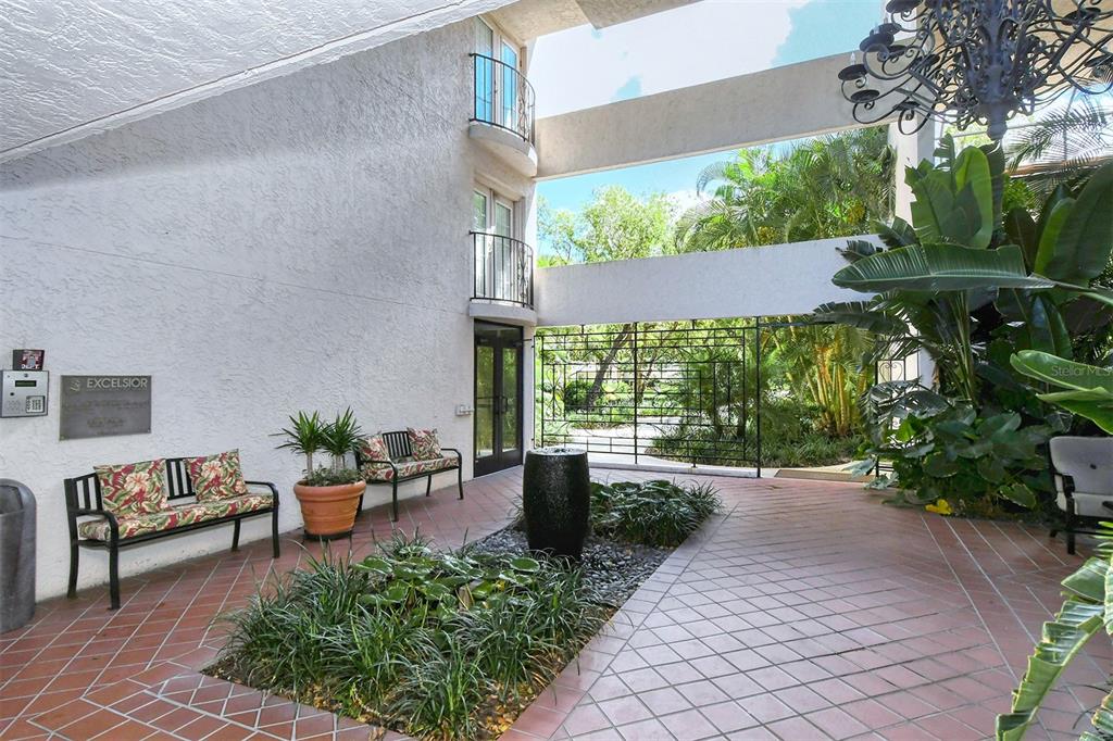 6267 Midnight Pass Road, Unit 306 Sarasota, FL 34242 - Photo 34 of 89