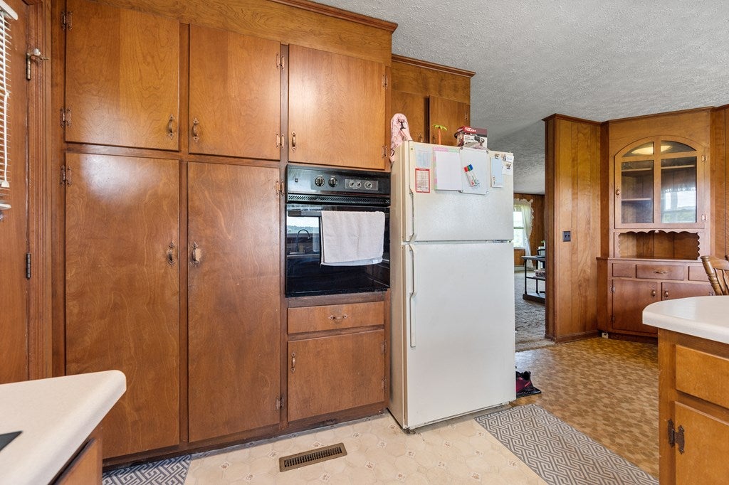 4139 Joy Ranch Road Hillsville, VA 24343 - Photo 27 of 59 Gallery Image 27