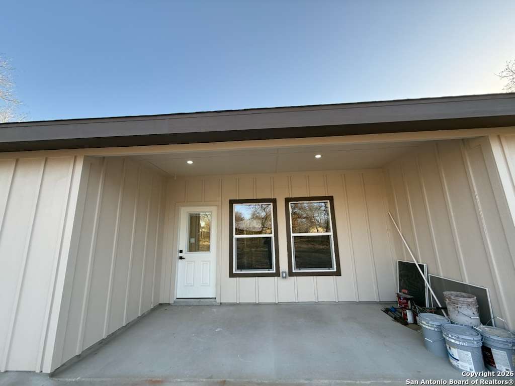 48 Grey Fox Poteet, TX 78065 - Photo 6 of 54