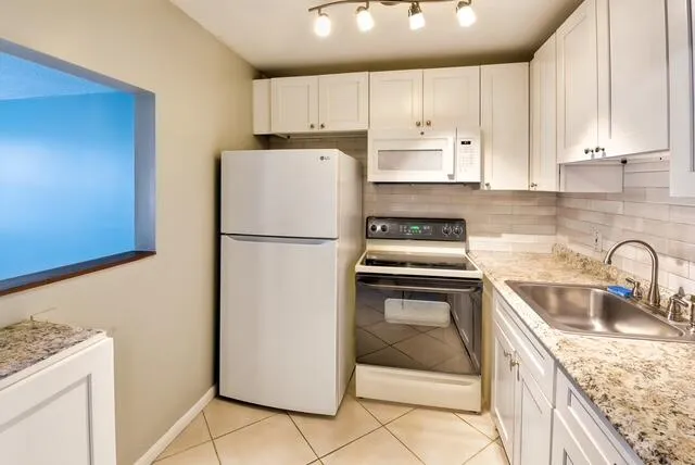 $1,350 | 22 Kent B, West Palm Beach, FL 33417