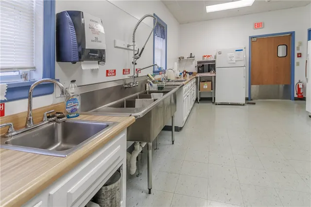 $749,900 | 248 West Avenue, Clarkson, NY 14420