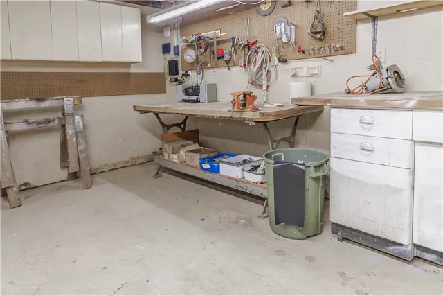 $749,900 | 248 West Avenue, Clarkson, NY 14420