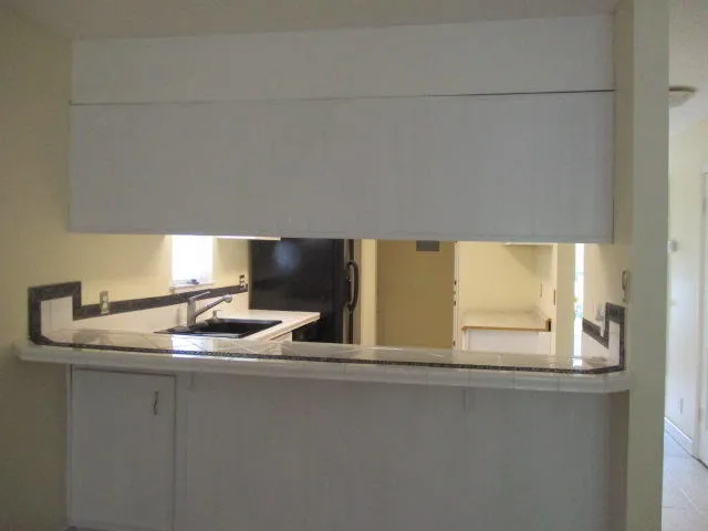 a close view of sink and tap