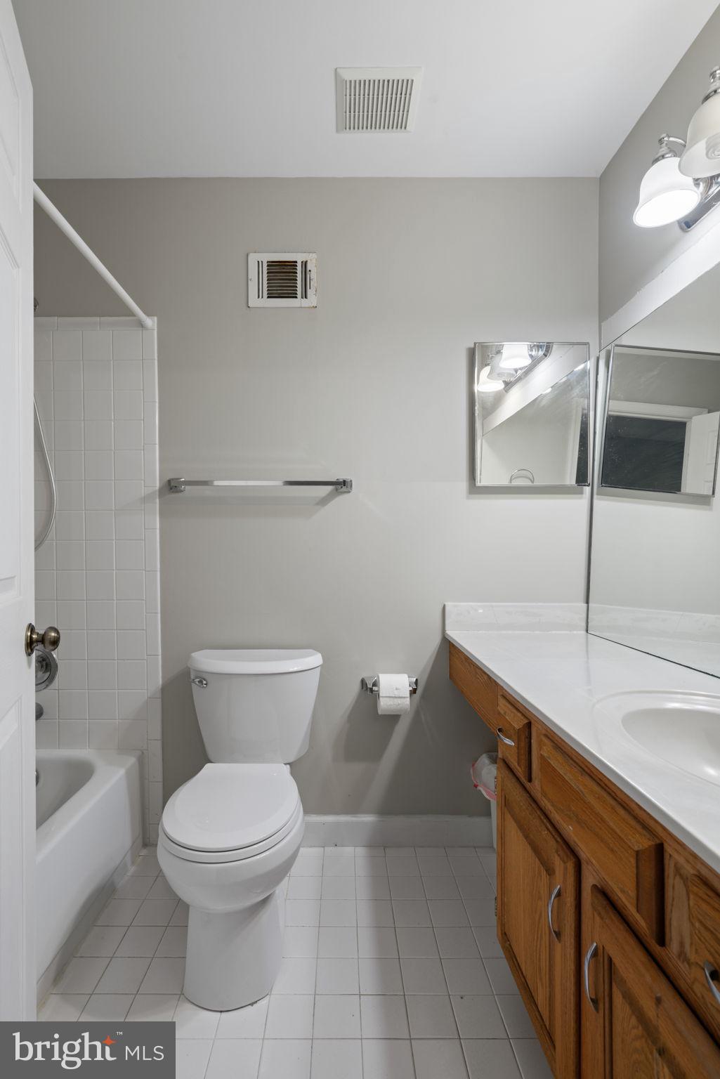 9103 Golden Sunset Lane Springfield, VA 22153 - Photo 26 of 46 Gallery Image 26