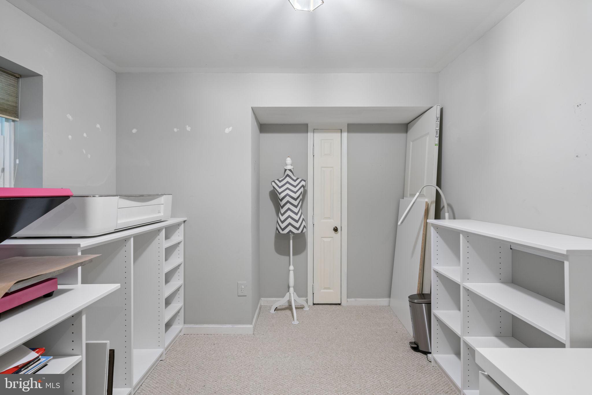 9103 Golden Sunset Lane Springfield, VA 22153 - Photo 34 of 46 Gallery Image 34