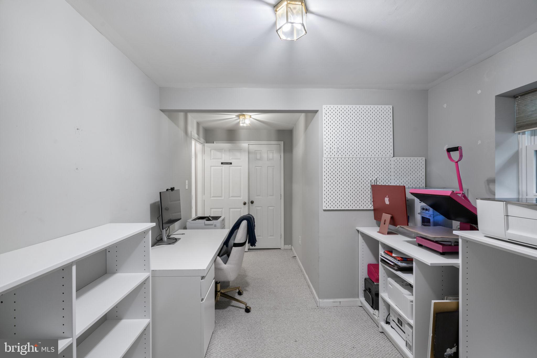 9103 Golden Sunset Lane Springfield, VA 22153 - Photo 35 of 46 Gallery Image 35