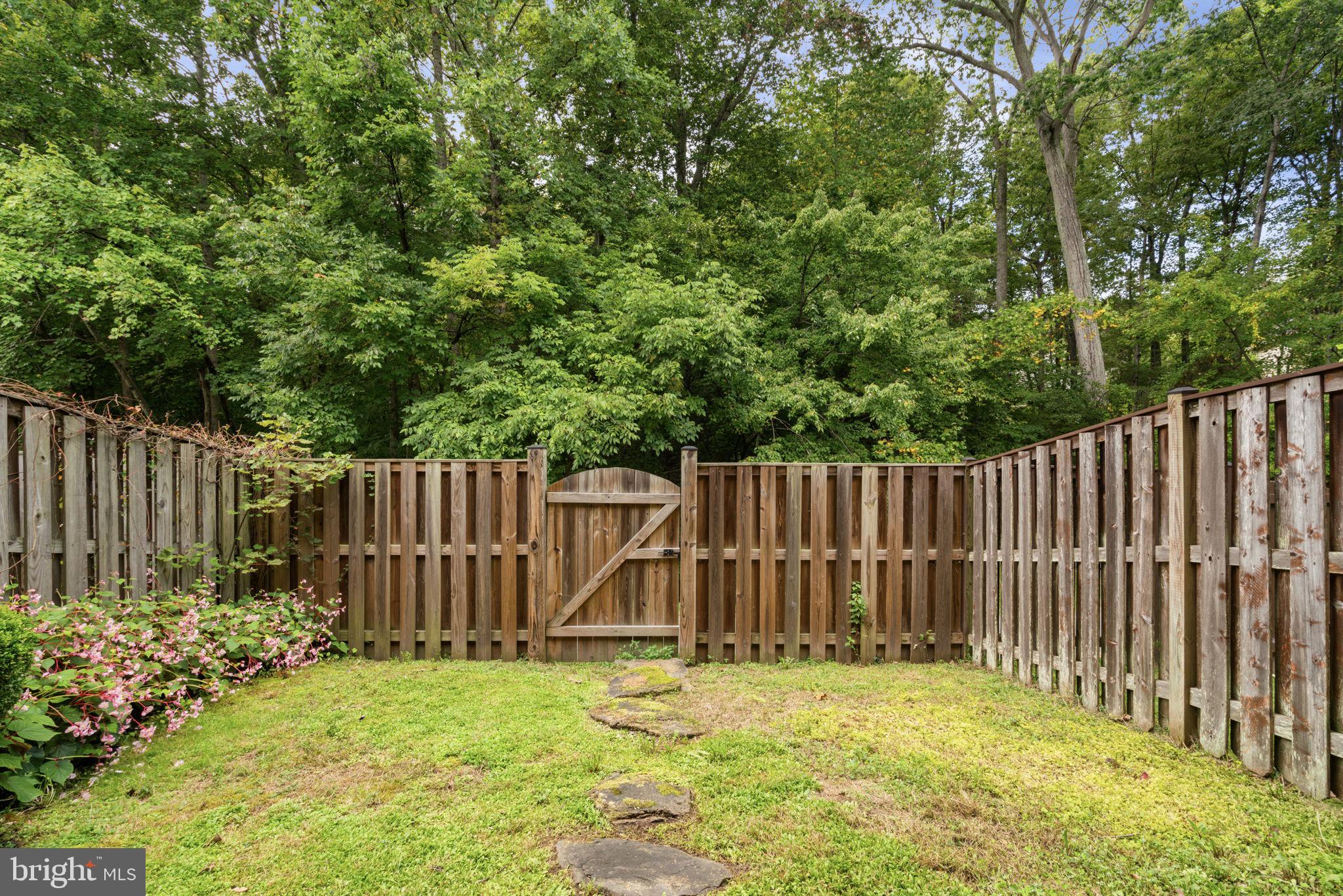 9103 Golden Sunset Lane Springfield, VA 22153 - Photo 41 of 46 Gallery Image 41