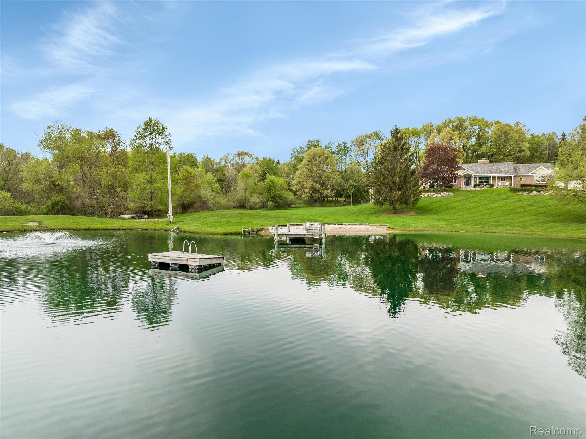 3200 Cook Rochester, MI 48306 - Photo 2 of 69 Gallery Image 2
